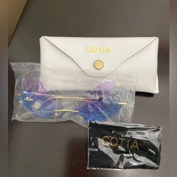 Women/girls butterfly glasses. - Picture 6 of 7